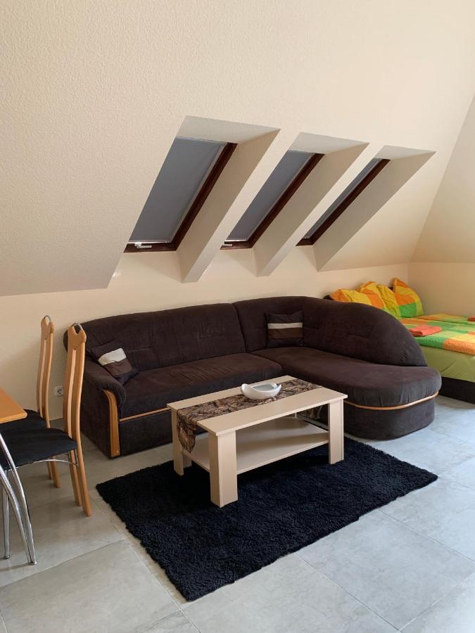 Balaton Kinizsi Apartman Siófok Exterior foto