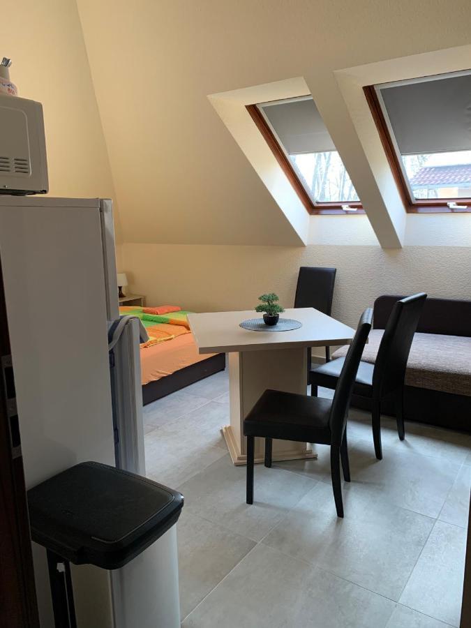 Balaton Kinizsi Apartman Siófok Exterior foto