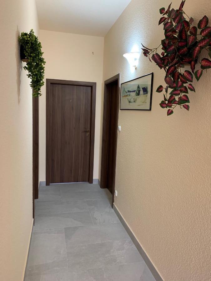Balaton Kinizsi Apartman Siófok Exterior foto